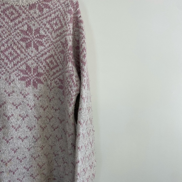 Women's Pink and Cream vintage Sweater - Picture 4 of 6